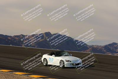 media/Jan-08-2023-SCCA SD (Sun) [[8f6a5b9391]]/Advanced Group/Session 1 (Bowl)/